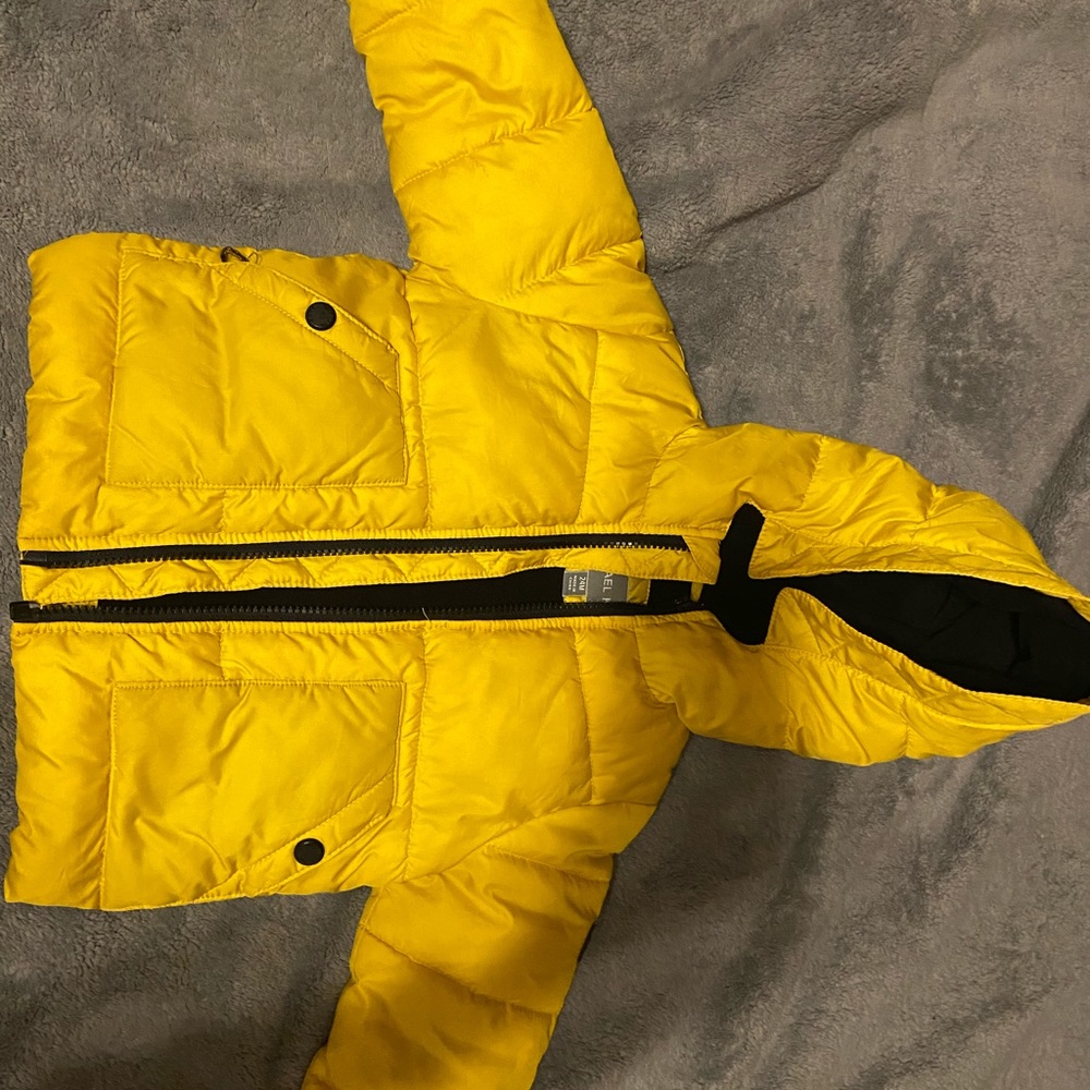 MICHAEL KORS 24m yellow puffer coat.